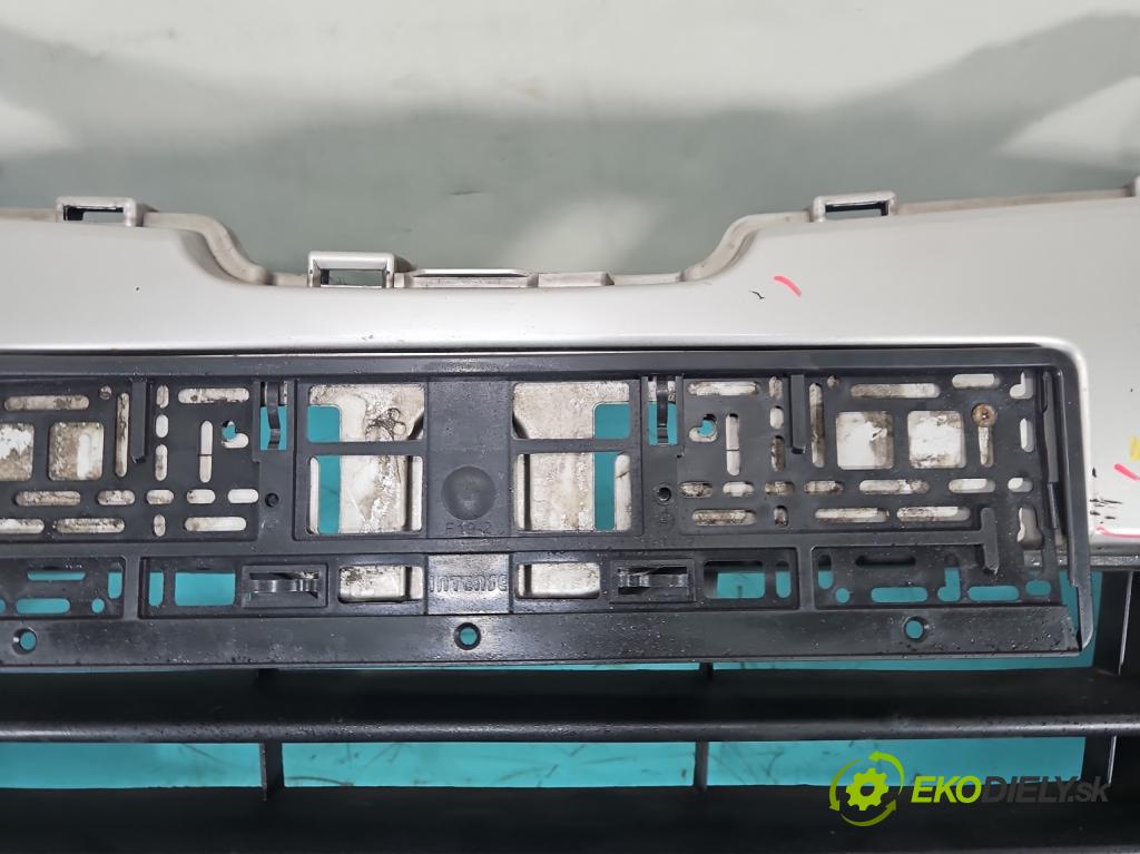 Nissan Qashqai I J10 2006-2013 1.6 16V 114 HP manual 84 kW 1598 cm3 5- nárazník predné  (Kľučka dverí ostatné)