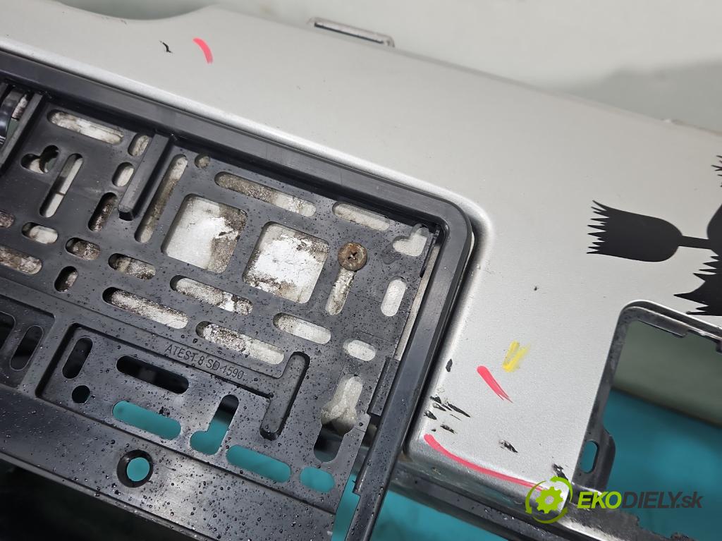 Nissan Qashqai I J10 2006-2013 1.6 16V 114 HP manual 84 kW 1598 cm3 5- nárazník predné  (Kľučka dverí ostatné)