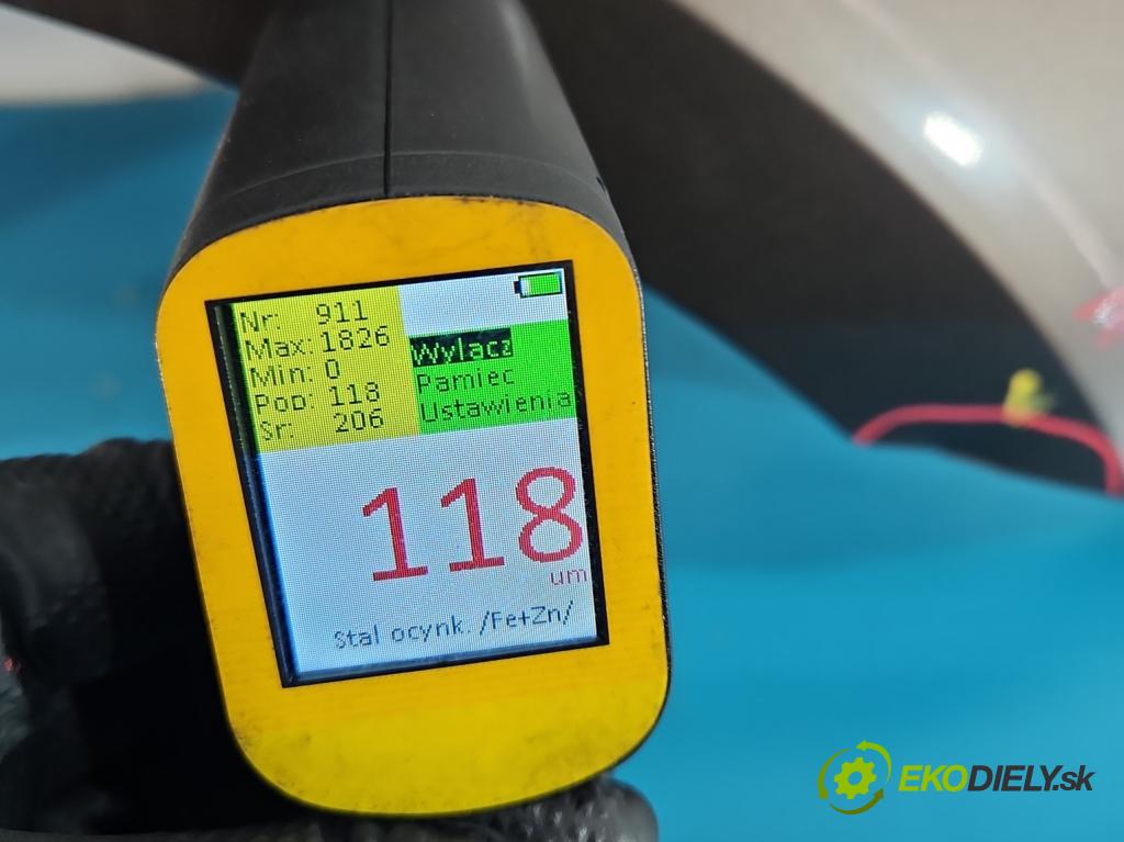 Skoda Octavia III 2013- 2.0 TSI DKZA: 190 HP automatic 140 kW 1984 cm3 5- blatník predné pravý  (Kľučka dverí ostatné)