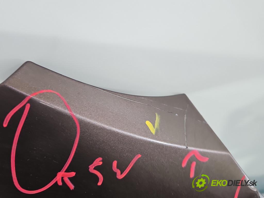 Skoda Octavia III 2013- 2.0 TSI DKZA: 190 HP automatic 140 kW 1984 cm3 5- blatník predné pravý  (Kľučka dverí ostatné)