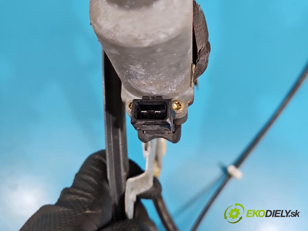 Seat Ibiza II 6K 1993-2002 1.4 16V 75 HP manual 55 kW 1390 cm3 5- mechanizmus okna predné ľavý