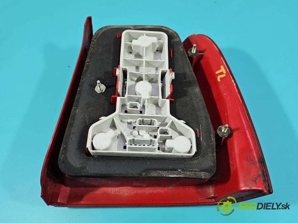 Vw Passat B5 1995-2005 1.8 20V 125 HP manual 92 kW 1781 cm3 4- svetlo / reflektor zadné ľavé  (Kľučka dverí ostatné)