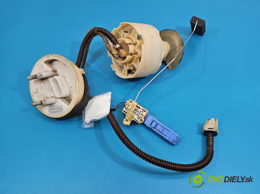 Vw Passat B5 1995-2005 1.8 20V 125 hp manual 92 kW 1781 cm3 4- čerpadlo paliva 8E0906087D