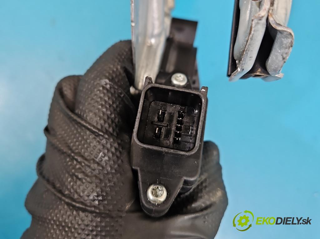 Opel Meriva B 2010-2017 1.4 16V 101 HP manual 74 kW 1398 cm3 5- mechanizmus okna predné pravý 13354548