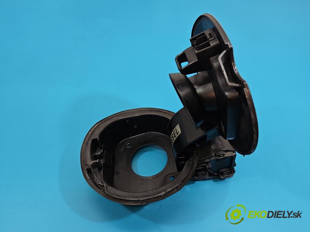 Renault Megane III 2008-2016 1.5 dci 86 HP manual 63 kW 1461 cm3 5- Klapka nádrže palivo  (Kľučka dverí ostatné)