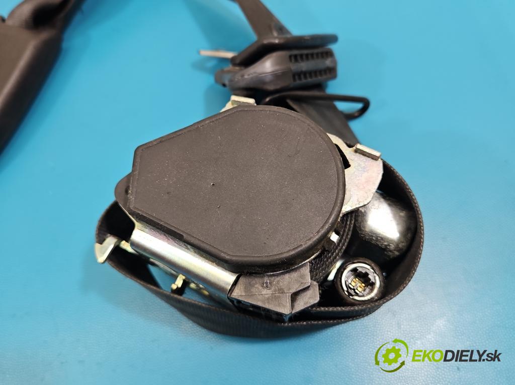 Renault Megane III 2008-2016 1.5 dci 86 HP manual 63 kW 1461 cm3 5- pas bezpečnosť: predné ľavý