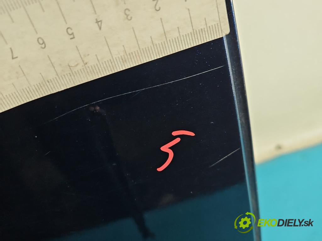 Suzuki SX4 S-Cross 2013-2021 1.4 T 129 HP manual 95 kW 1373 cm3 5- dvere zadné pravé  (Kľučka dverí ostatné)