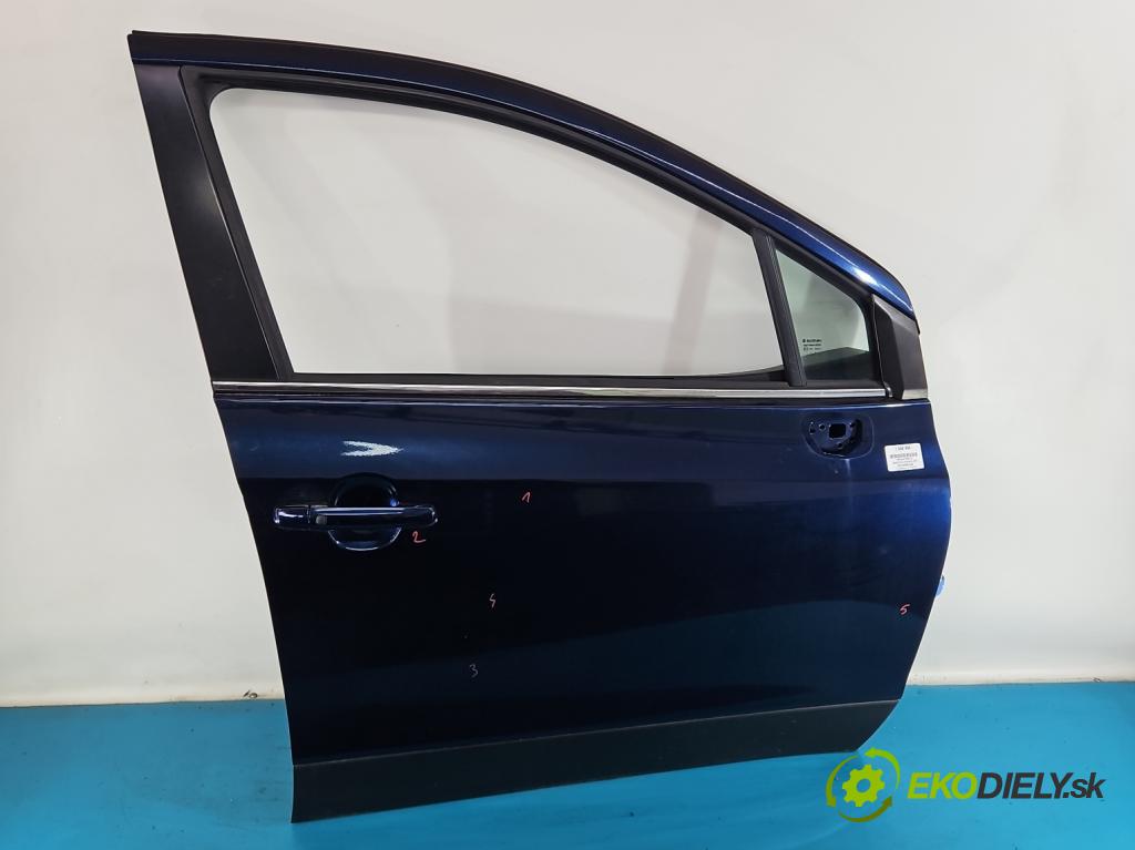 Suzuki SX4 S-Cross 2013-2021 1.4 T 129 HP manual 95 kW 1373 cm3 5- dvere predné pravé  (Kľučka dverí ostatné)