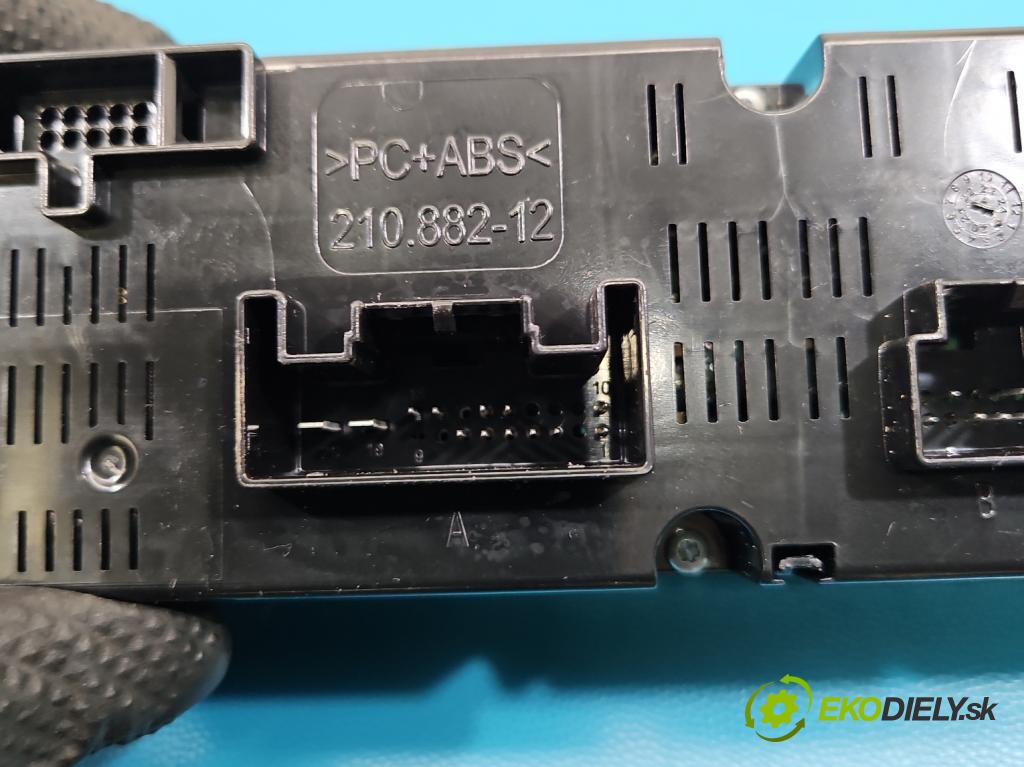 Skoda Scala 2019- 1.5 TSI 150 HP manual 110 kW 1498 cm3 5- panel kúrenia 654907044G