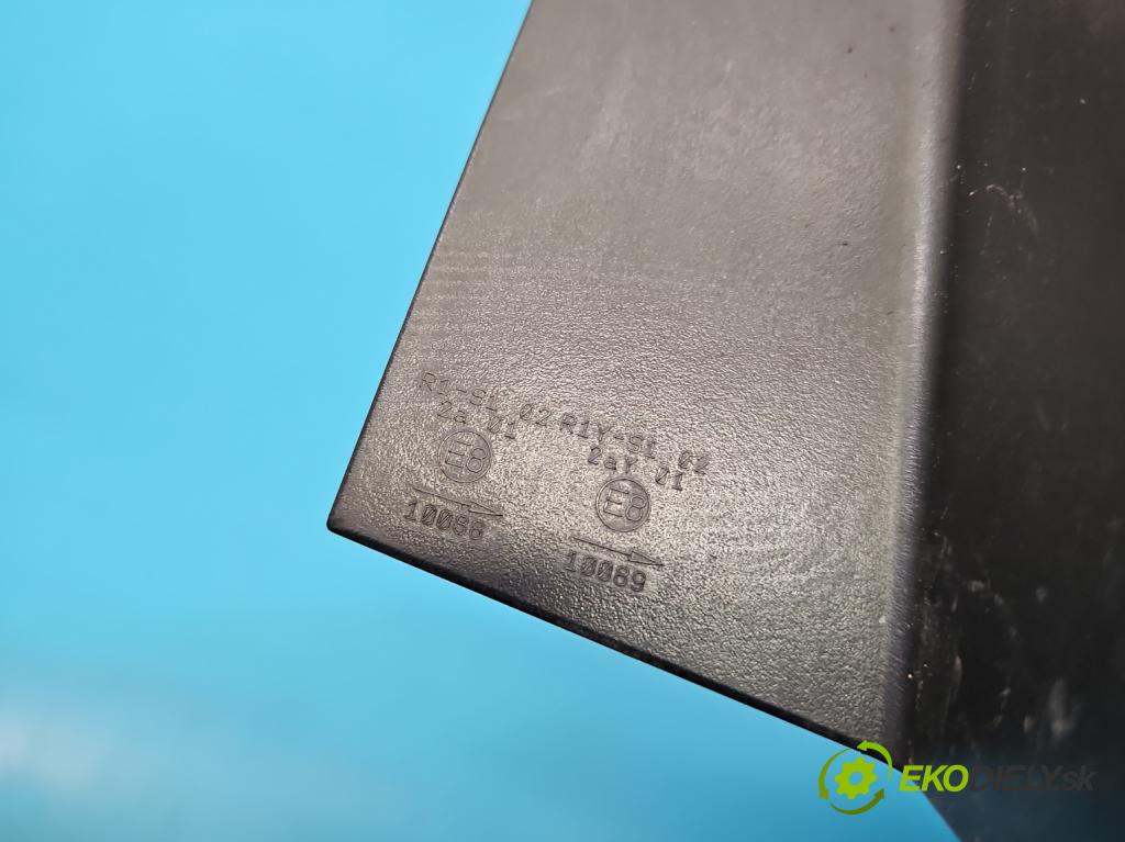 Skoda Scala 2019- 1.5 TSI 150 HP manual 110 kW 1498 cm3 5- svetlo / reflektor zadné pravé 657945208B (Kľučka dverí ostatné)