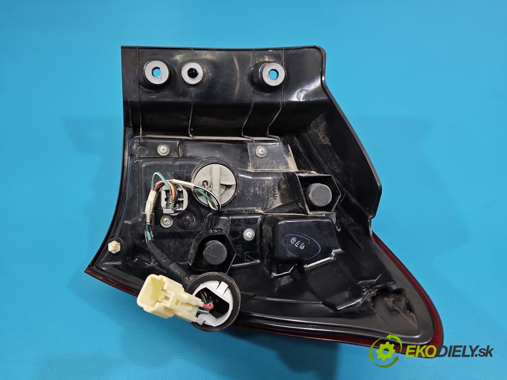 Suzuki SX4 S-Cross 2013-2021 1.4 T 129 HP manual 95 kW 1373 cm3 5- svetlo / reflektor zadné ľavé 220-18733 (Kľučka dverí ostatné)