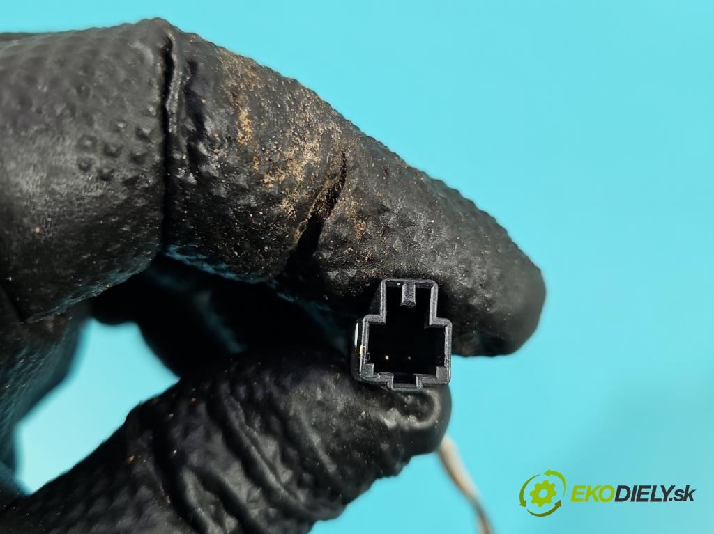 Skoda Octavia III 2013- 2.0 TSI 190 HP automatic 140 kW 1984 cm3 5- snímač stmievania 3G0845109