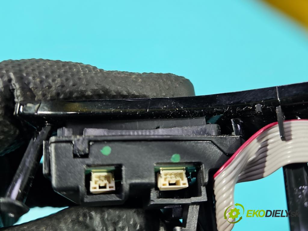 Skoda Octavia III 2013- 2.0 TSI 190 HP automatic 140 kW 1984 cm3 5- prepínač multifunkční: řízení: 3V0919719H (Prepínacie páčky pod volantom)