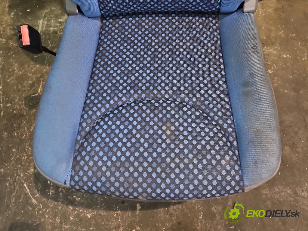 Fiat Scudo II 2006-2016 2.0 jtd 120 hp manual 88 kW 1997 cm3 5- Sedadlo levý  (Sedadlo)