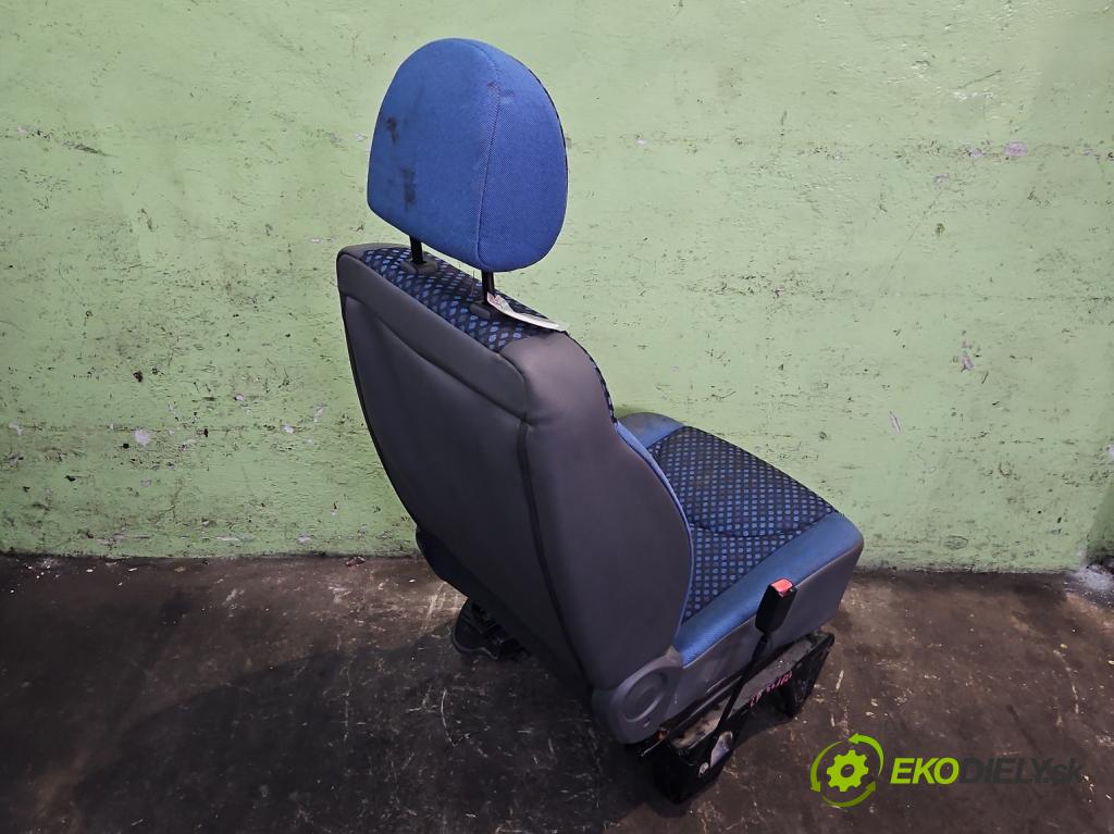 Fiat Scudo II 2006-2016 2.0 jtd 120 hp manual 88 kW 1997 cm3 5- Sedadlo levý  (Sedadlo)