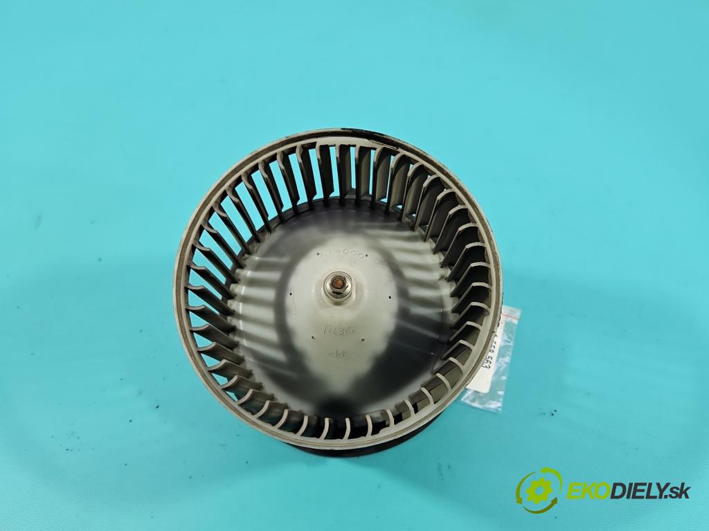 Nissan Qashqai I J10 2006-2013 1.6 16V 114 HP manual 84 kW 1598 cm3 5- ventilátor vzduchu