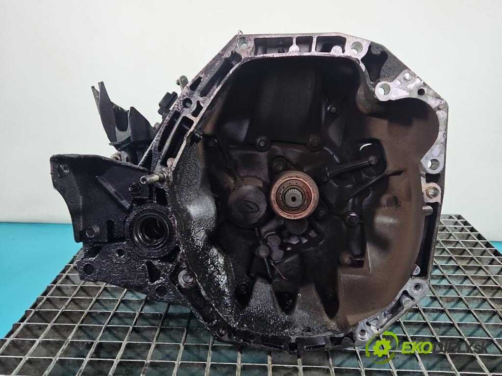 Renault Megane III 2008-2016 1.5 dci 86 hp manual 63 kW 1461 cm3 5- převodovka stupňová manual JR5175