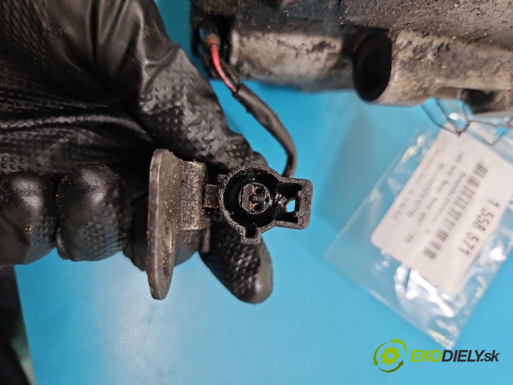 Land rover Range Rover sport I L320 3.6 TD V8 272 hp automatic 200 kW 3628 cm3 5- Kompresor: klíma  (Kompresor klimatizace)