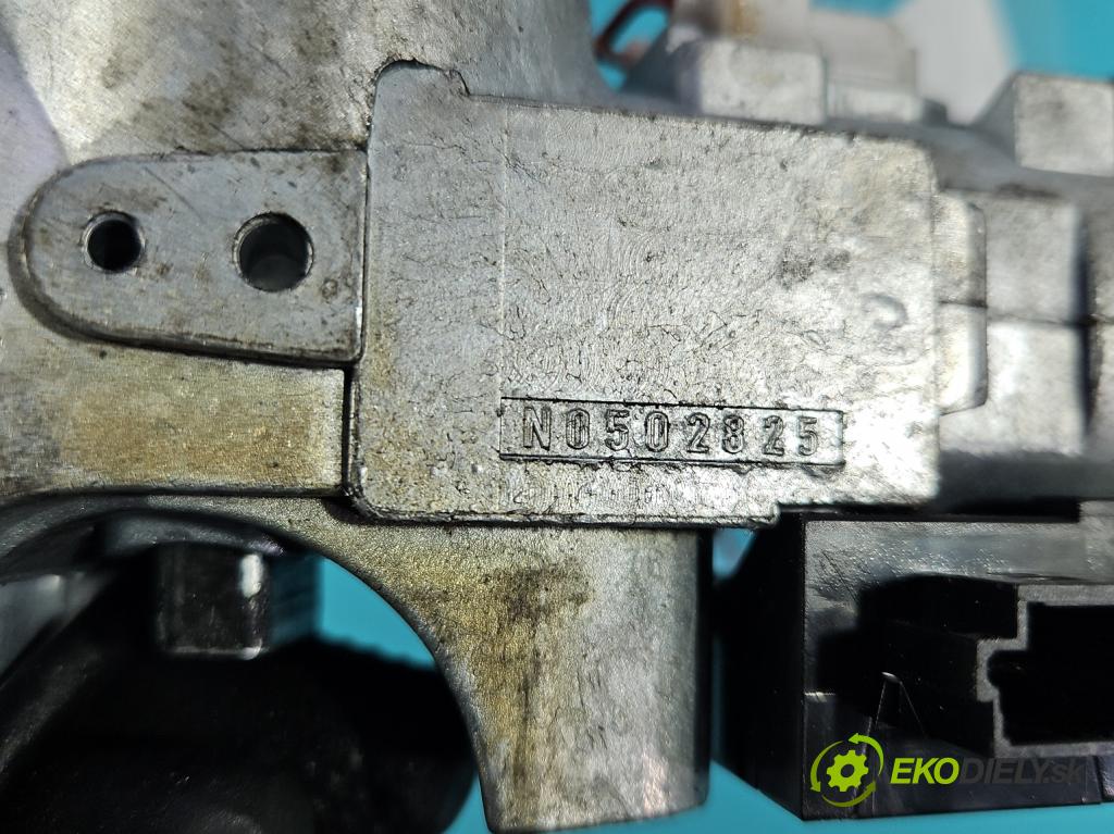 Nissan Qashqai I J10 2006-2013 1.6 16V 114 HP manual 84 kW 1598 cm3 5- Spínačka 28590C9968 (Spínacia skrinka)