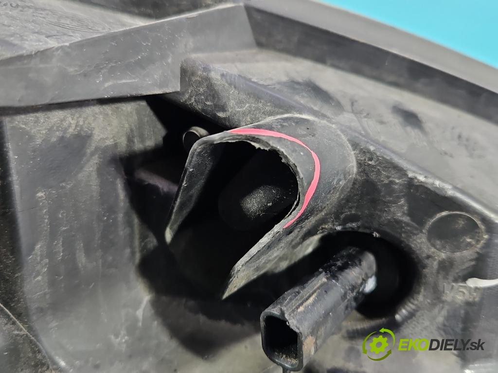 Nissan Qashqai I J10 2006-2013 1.6 16V 114 HP manual 84 kW 1598 cm3 5- Reflektor: ľavý 1EF238042-01 (Kľučka dverí ostatné)