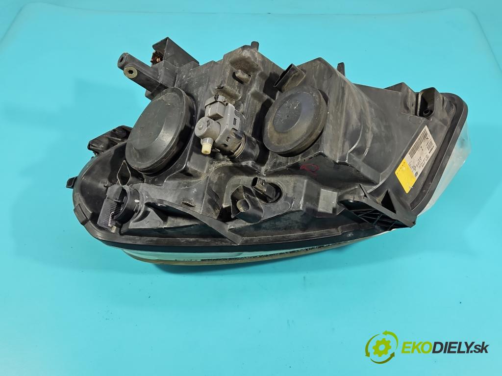 Nissan Qashqai I J10 2006-2013 1.6 16V 114 HP manual 84 kW 1598 cm3 5- Reflektor: pravý 26010JD90B (Svetlo predné pravé)