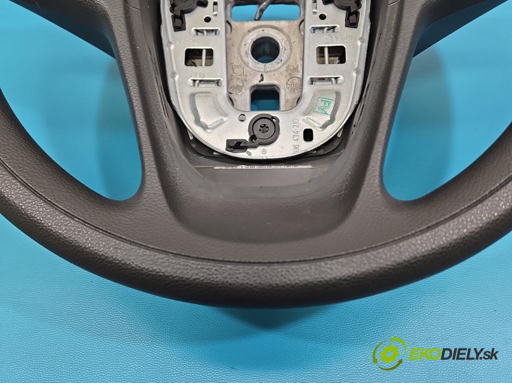 Opel Meriva B 2010-2017 1.4 16V 101 HP manual 74 kW 1398 cm3 5- volant  (Volant)