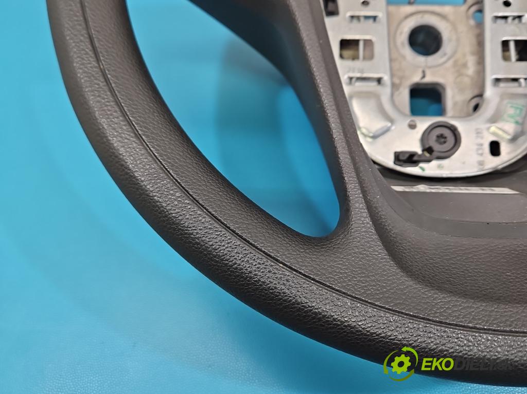 Opel Meriva B 2010-2017 1.4 16V 101 HP manual 74 kW 1398 cm3 5- volant  (Volant)