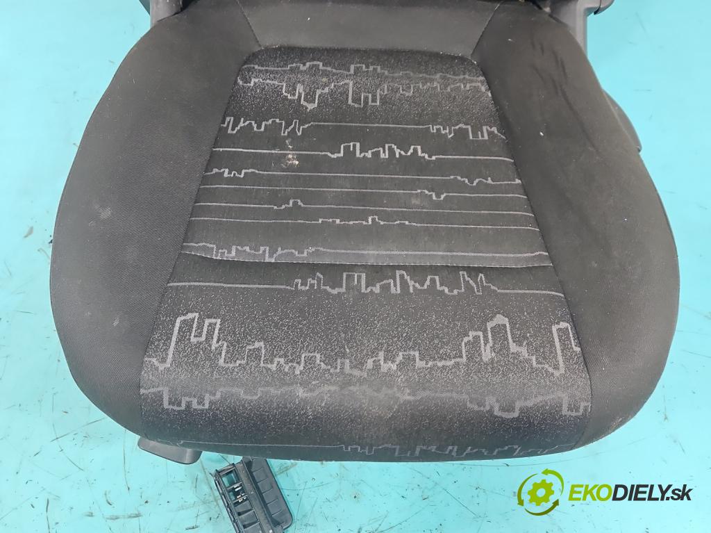 Opel Meriva B 2010-2017 1.4 16V 101 hp manual 74 kW 1398 cm3 5- Sedadlo levý  (Sedadlo)