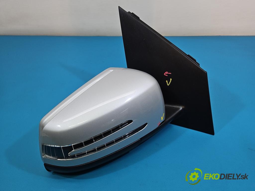 Mercedes B W246  2011-2018 2.1 cdi 136 HP automatic 100 kW 2143 cm3 5- zrkadlo pravé  (Kľučka dverí ostatné)