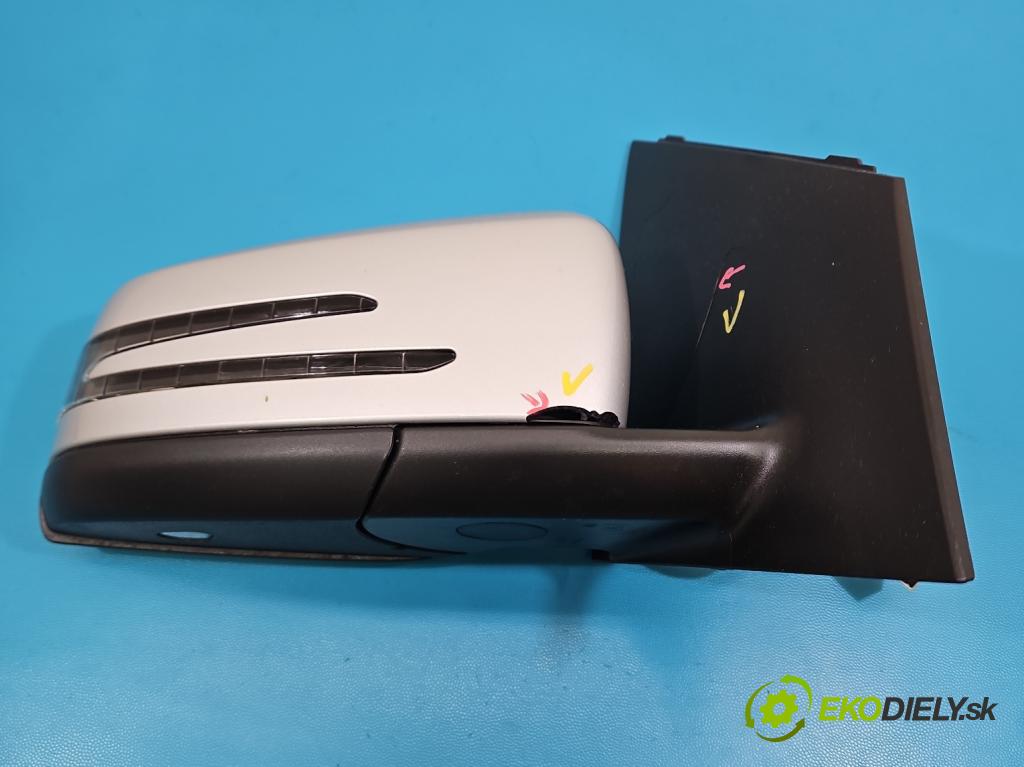 Mercedes B W246  2011-2018 2.1 cdi 136 HP automatic 100 kW 2143 cm3 5- zrkadlo pravé  (Kľučka dverí ostatné)