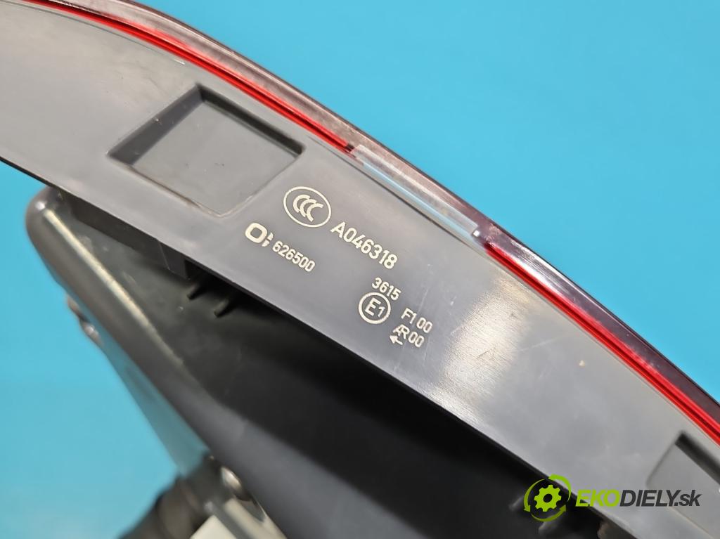 Mercedes B W246  2011-2018 2.1 cdi 136hp automatic 100 kW 2143 cm3 5- světlo zadní levé  (Klika dveří ostatní)