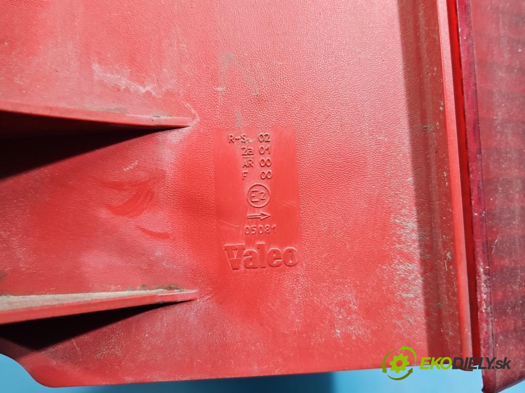 Fiat Scudo II 2006-2016 2.0 jtd 120 hp manual 88 kW 1997 cm3 5- světlo zadní pravé  (Klika dveří ostatní)