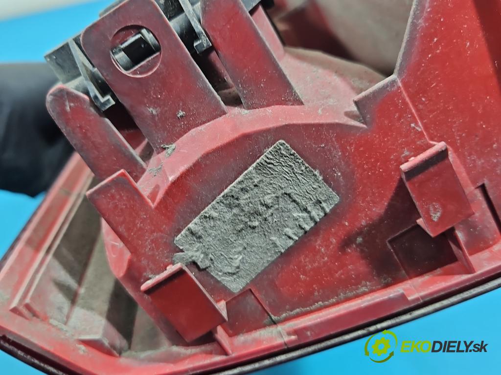 Fiat Scudo II 2006-2016 2.0 jtd 120 hp manual 88 kW 1997 cm3 5- světlo zadní pravé  (Klika dveří ostatní)