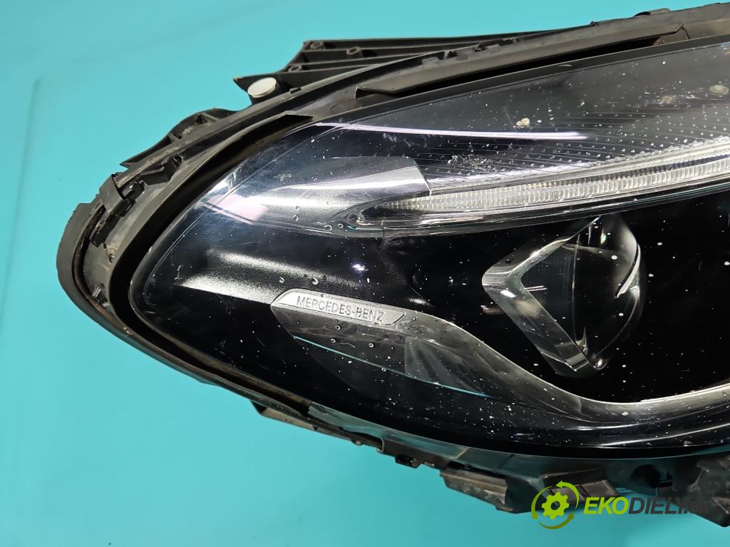 Mercedes B W246  2011-2018 2.1 cdi 136 HP automatic 100 kW 2143 cm3 5- Reflektor: pravý A2469062801 (Svetlo predné pravé)