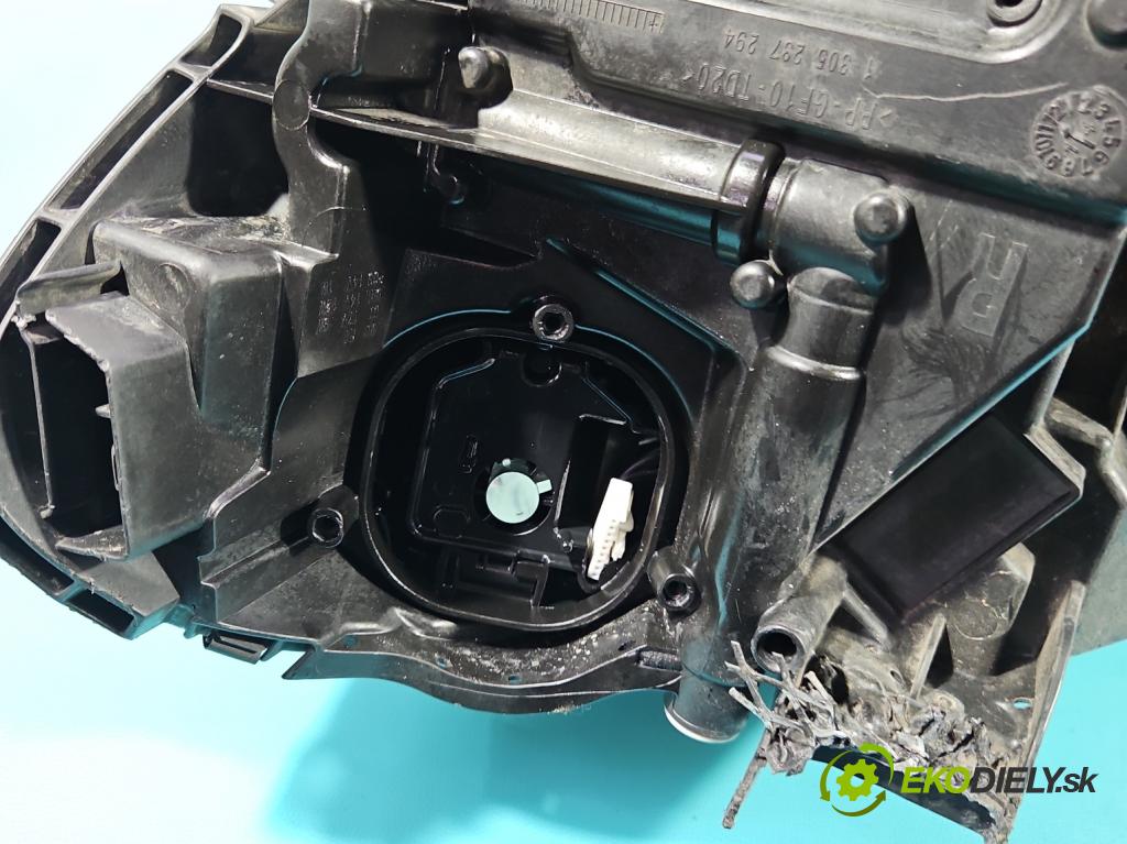 Mercedes B W246  2011-2018 2.1 cdi 136 HP automatic 100 kW 2143 cm3 5- Reflektor: pravý A2469062801 (Svetlo predné pravé)