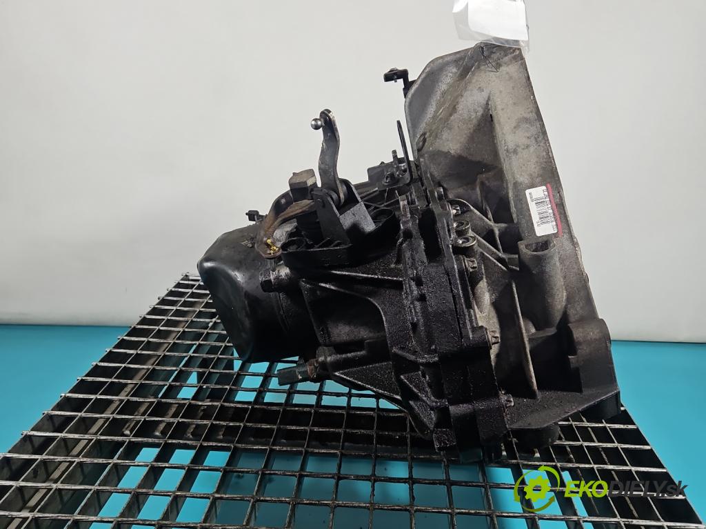 Nissan Qashqai I J10 2006-2013 1.6 16V 114 hp manual 84 kW 1598 cm3 5- převodovka stupňová manual JR5 132