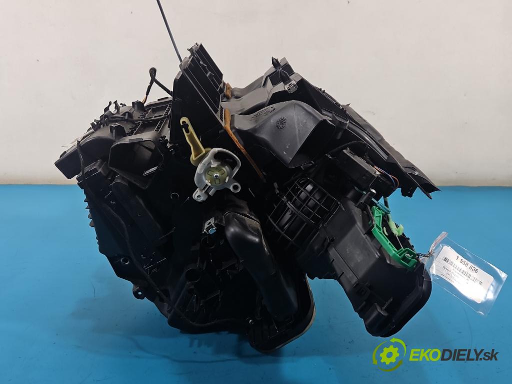 Renault Megane III 2008-2016 1.5 dci 86 hp manual 63 kW 1461 cm3 5- radiátor  (Radiátor topení)