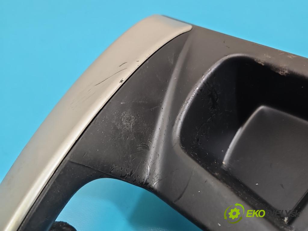 Nissan Qashqai I J10 2006-2013 1.6 16V 114 HP manual 84 kW 1598 cm3 5- Rukojeť: ostatné 80950-JD000