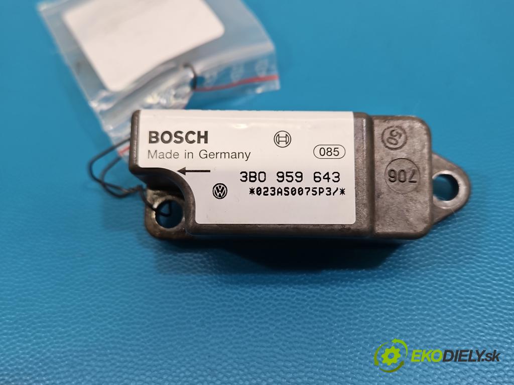 Vw Passat B5 1995-2005 1.8 20V 125 HP manual 92 kW 1781 cm3 4- snímač šokovat: 3B0959643 (Snímač nárazu)