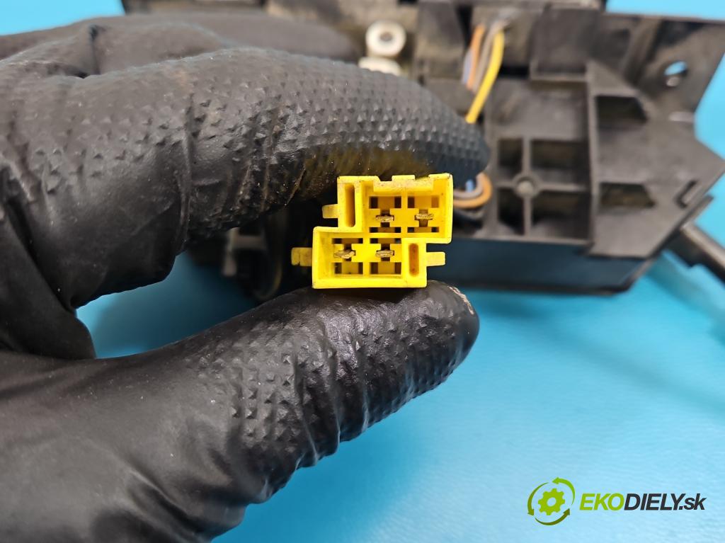 Opel Vectra C 2002-2008 1.8 16V 120 HP manual 88 kW 1796 cm3 4- zámok kufrové dvere zadné 999066650