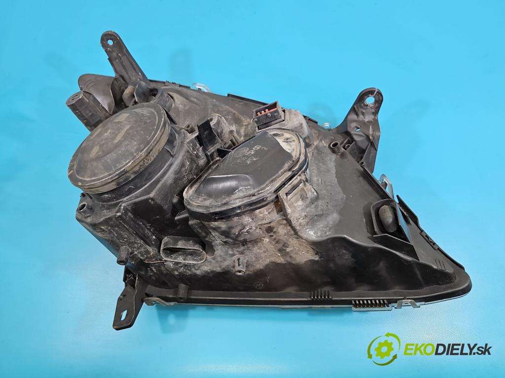 Opel Vectra C 2002-2008 1.8 16V 120 HP manual 88 kW 1796 cm3 4- Reflektor: ľavý 155887-00 (Kľučka dverí ostatné)