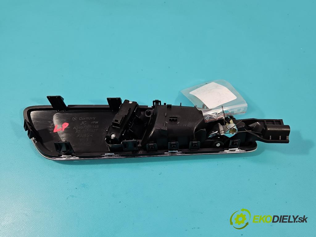 Mercedes B W246  2011-2018 2.1 cdi 136 HP automatic 100 kW 2143 cm3 5- rukoväť uvnitř: predné ľavé A2467201148