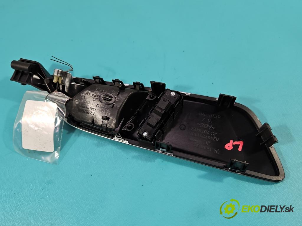 Mercedes B W246  2011-2018 2.1 cdi 136 HP automatic 100 kW 2143 cm3 5- rukoväť uvnitř: predné ľavé A2467201148