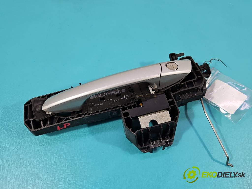 Mercedes B W246  2011-2018 2.1 cdi 136 HP automatic 100 kW 2143 cm3 5- rukoväť predné ľavé mimo: A2047601534 (Kľučka dverí vonkajšia predná ľavá)