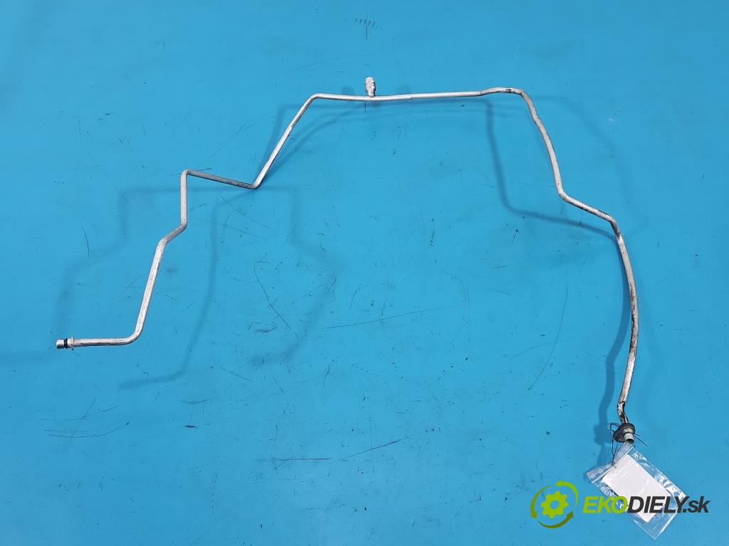 Nissan Qashqai I J10 2006-2013 1.6 16V 114 HP manual 84 kW 1598 cm3 5- rúrka klimatizácie