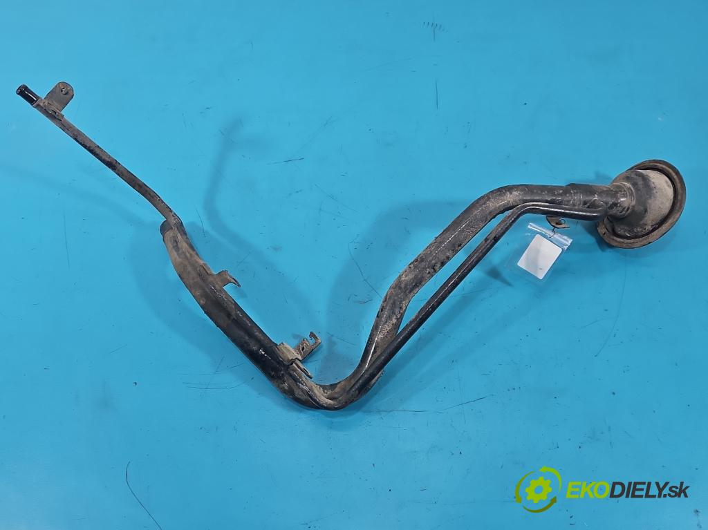 Nissan Qashqai I J10 2006-2013 1.6 16V 114 HP manual 84 kW 1598 cm3 5- Nalievacie hrdlo: palivo 