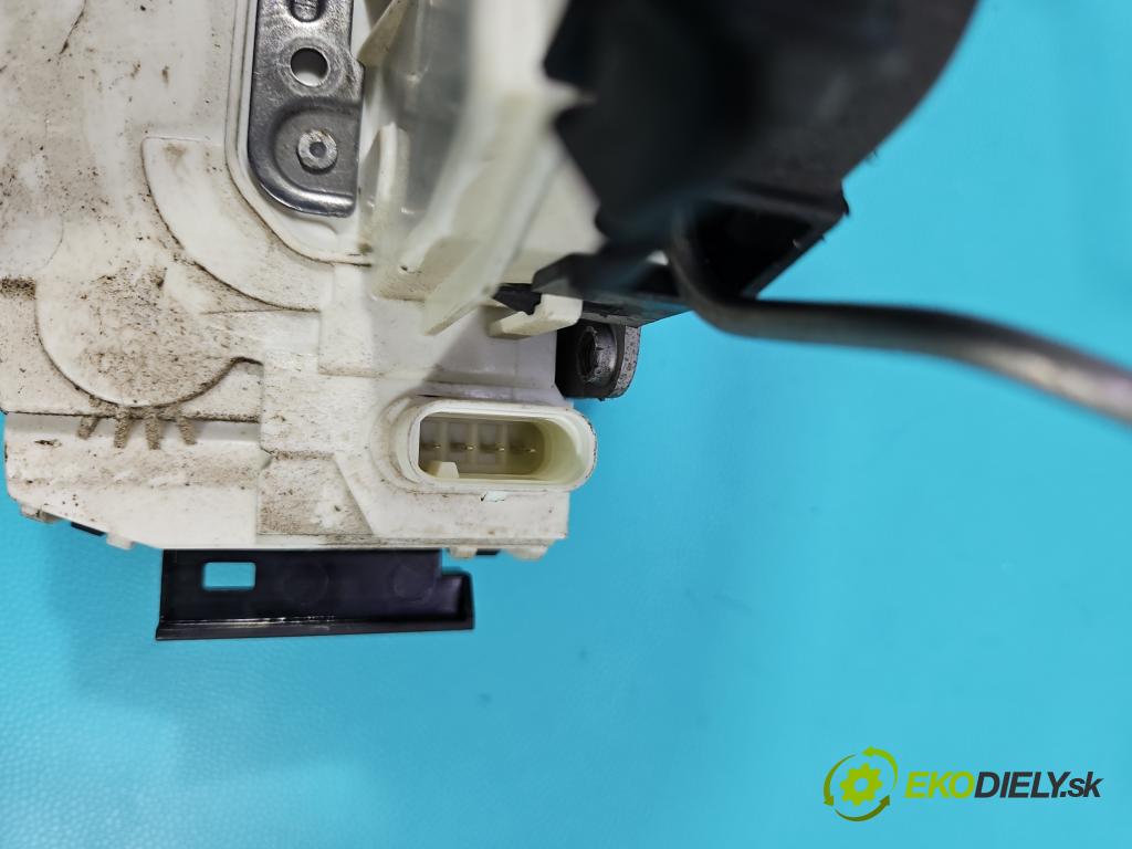 Mercedes B W246  2011-2018 2.1 cdi 136 HP automatic 100 kW 2143 cm3 5- zámok zadné ľavý A0997305500