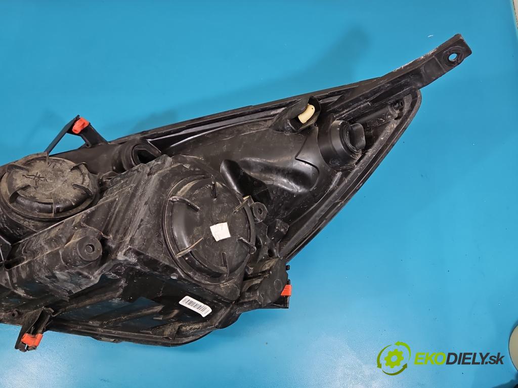 Opel Meriva B 2010-2017 1.4 16V 101 HP manual 74 kW 1398 cm3 5- Reflektor: pravý 13372320 (Svetlo predné pravé)