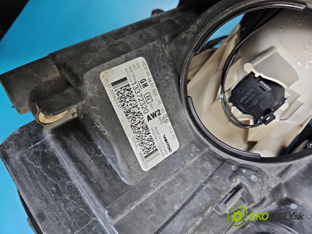 Opel Meriva B 2010-2017 1.4 16V 101 HP manual 74 kW 1398 cm3 5- Reflektor: pravý 13372320 (Svetlo predné pravé)