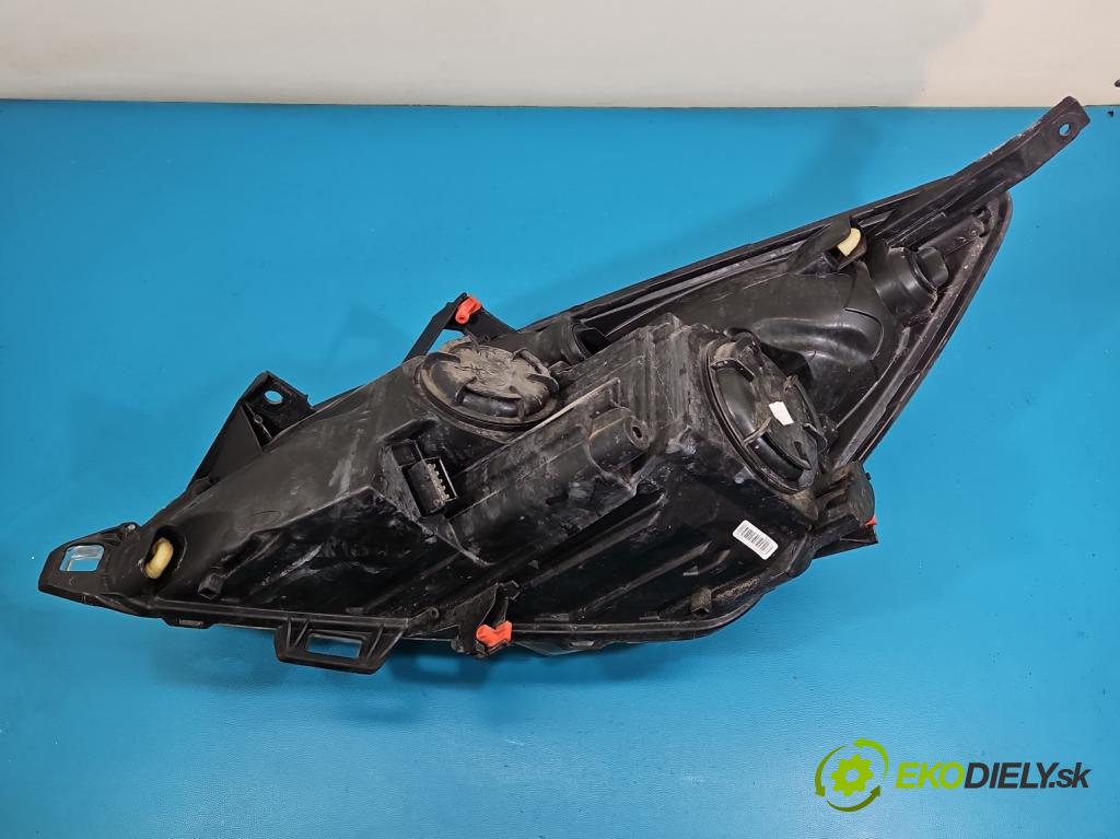 Opel Meriva B 2010-2017 1.4 16V 101 HP manual 74 kW 1398 cm3 5- Reflektor: pravý 13372320 (Svetlo predné pravé)